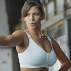 Front Fastening Sports Bra - 5523 9 Front Fastening Sports Bra - 5523 -Outlet Comfort Soft Cup Bra Store img007371