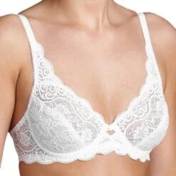 Triumph Amourette 300 Wired Bra - 300W -Outlet Comfort Soft Cup Bra Store img017133