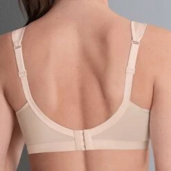 Light And Firm Seamless Soft Cup Sports Bra - 5521 8 Light And Firm Seamless Soft Cup Sports Bra - 5521 -Outlet Comfort Soft Cup Bra Store img035096