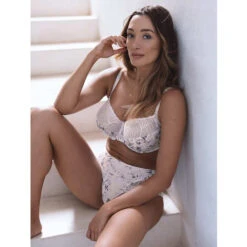 FANTASIE Adelle Print Underwired Side Support Bra - FL101447 9 FANTASIE Adelle Print Underwired Side Support Bra - FL101447 -Outlet Comfort Soft Cup Bra Store img042738